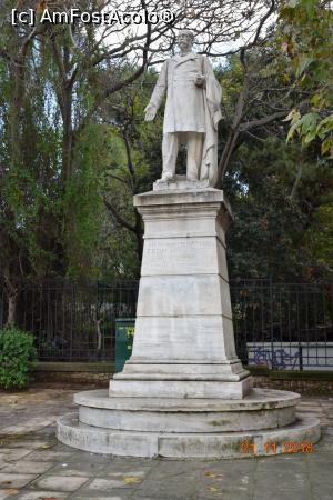 [P18] Statuia lui George Averoff, aflată aproape de intrarea stadionului.  » foto by Ioan Raita
 - 
<span class="allrVoted glyphicon glyphicon-heart hidden" id="av1043964"></span>
<a class="m-l-10 hidden" id="sv1043964" onclick="voting_Foto_DelVot(,1043964,1710)" role="button">șterge vot <span class="glyphicon glyphicon-remove"></span></a>
<a id="v91043964" class=" c-red"  onclick="voting_Foto_SetVot(1043964)" role="button"><span class="glyphicon glyphicon-heart-empty"></span> <b>LIKE</b> = Votează poza</a> <img class="hidden"  id="f1043964W9" src="/imagini/loader.gif" border="0" /><span class="AjErrMes hidden" id="e1043964ErM"></span>