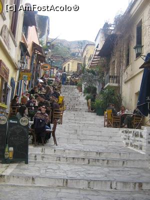 [P02] taverna in Plaka » foto by ioana74
 - 
<span class="allrVoted glyphicon glyphicon-heart hidden" id="av722932"></span>
<a class="m-l-10 hidden" id="sv722932" onclick="voting_Foto_DelVot(,722932,1710)" role="button">șterge vot <span class="glyphicon glyphicon-remove"></span></a>
<a id="v9722932" class=" c-red"  onclick="voting_Foto_SetVot(722932)" role="button"><span class="glyphicon glyphicon-heart-empty"></span> <b>LIKE</b> = Votează poza</a> <img class="hidden"  id="f722932W9" src="/imagini/loader.gif" border="0" /><span class="AjErrMes hidden" id="e722932ErM"></span>