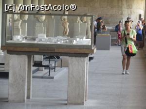 [P15] Stoa lui Attalos » foto by roxi-nico
 - 
<span class="allrVoted glyphicon glyphicon-heart hidden" id="av891395"></span>
<a class="m-l-10 hidden" id="sv891395" onclick="voting_Foto_DelVot(,891395,1710)" role="button">șterge vot <span class="glyphicon glyphicon-remove"></span></a>
<a id="v9891395" class=" c-red"  onclick="voting_Foto_SetVot(891395)" role="button"><span class="glyphicon glyphicon-heart-empty"></span> <b>LIKE</b> = Votează poza</a> <img class="hidden"  id="f891395W9" src="/imagini/loader.gif" border="0" /><span class="AjErrMes hidden" id="e891395ErM"></span>