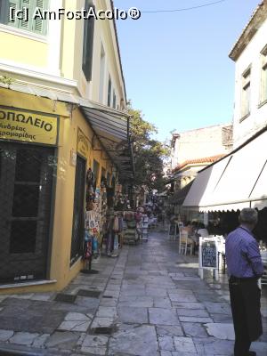 [P12] Taverne în apropiere de strada Adrianou » foto by Carmen Ion
 - 
<span class="allrVoted glyphicon glyphicon-heart hidden" id="av1040893"></span>
<a class="m-l-10 hidden" id="sv1040893" onclick="voting_Foto_DelVot(,1040893,1710)" role="button">șterge vot <span class="glyphicon glyphicon-remove"></span></a>
<a id="v91040893" class=" c-red"  onclick="voting_Foto_SetVot(1040893)" role="button"><span class="glyphicon glyphicon-heart-empty"></span> <b>LIKE</b> = Votează poza</a> <img class="hidden"  id="f1040893W9" src="/imagini/loader.gif" border="0" /><span class="AjErrMes hidden" id="e1040893ErM"></span>