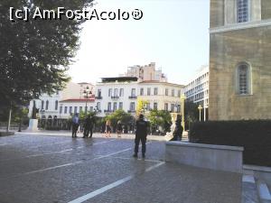 [P18] Plateia Mitropóleos, cu un colț al catedralei și în stânga statuia arhiepiscopului Damaskinos » foto by Carmen Ion
 - 
<span class="allrVoted glyphicon glyphicon-heart hidden" id="av1040899"></span>
<a class="m-l-10 hidden" id="sv1040899" onclick="voting_Foto_DelVot(,1040899,1710)" role="button">șterge vot <span class="glyphicon glyphicon-remove"></span></a>
<a id="v91040899" class=" c-red"  onclick="voting_Foto_SetVot(1040899)" role="button"><span class="glyphicon glyphicon-heart-empty"></span> <b>LIKE</b> = Votează poza</a> <img class="hidden"  id="f1040899W9" src="/imagini/loader.gif" border="0" /><span class="AjErrMes hidden" id="e1040899ErM"></span>