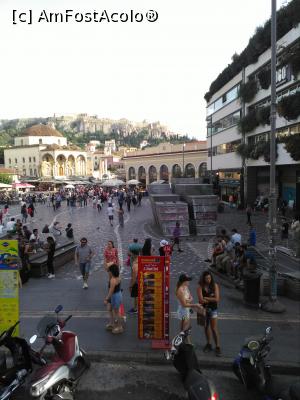 [P23] Plateia Monastiraki, cu fosta moschee Tsisdarakis și Acropola » foto by Carmen Ion
 - 
<span class="allrVoted glyphicon glyphicon-heart hidden" id="av1040904"></span>
<a class="m-l-10 hidden" id="sv1040904" onclick="voting_Foto_DelVot(,1040904,1710)" role="button">șterge vot <span class="glyphicon glyphicon-remove"></span></a>
<a id="v91040904" class=" c-red"  onclick="voting_Foto_SetVot(1040904)" role="button"><span class="glyphicon glyphicon-heart-empty"></span> <b>LIKE</b> = Votează poza</a> <img class="hidden"  id="f1040904W9" src="/imagini/loader.gif" border="0" /><span class="AjErrMes hidden" id="e1040904ErM"></span>