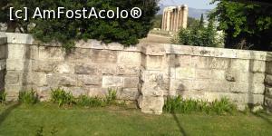 [P10] Templul lui Zeus Olimpianul.  » foto by Carmen Ion
 - 
<span class="allrVoted glyphicon glyphicon-heart hidden" id="av1042224"></span>
<a class="m-l-10 hidden" id="sv1042224" onclick="voting_Foto_DelVot(,1042224,1710)" role="button">șterge vot <span class="glyphicon glyphicon-remove"></span></a>
<a id="v91042224" class=" c-red"  onclick="voting_Foto_SetVot(1042224)" role="button"><span class="glyphicon glyphicon-heart-empty"></span> <b>LIKE</b> = Votează poza</a> <img class="hidden"  id="f1042224W9" src="/imagini/loader.gif" border="0" /><span class="AjErrMes hidden" id="e1042224ErM"></span>
