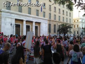 [P04] Gay parade și Bank of Greece » foto by Carmen Ion
 - 
<span class="allrVoted glyphicon glyphicon-heart hidden" id="av1042383"></span>
<a class="m-l-10 hidden" id="sv1042383" onclick="voting_Foto_DelVot(,1042383,1710)" role="button">șterge vot <span class="glyphicon glyphicon-remove"></span></a>
<a id="v91042383" class=" c-red"  onclick="voting_Foto_SetVot(1042383)" role="button"><span class="glyphicon glyphicon-heart-empty"></span> <b>LIKE</b> = Votează poza</a> <img class="hidden"  id="f1042383W9" src="/imagini/loader.gif" border="0" /><span class="AjErrMes hidden" id="e1042383ErM"></span>