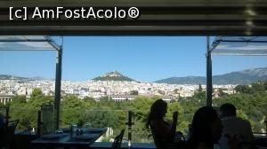 [P31] Muntele Lycabetus vazut de la o terasa de pe Apostolou Pavlou (cum se coboara din Areopag, sau se urca din statia de metrou Thissiou) - foarte frumoasa zona » foto by lianacioban
 - 
<span class="allrVoted glyphicon glyphicon-heart hidden" id="av1000598"></span>
<a class="m-l-10 hidden" id="sv1000598" onclick="voting_Foto_DelVot(,1000598,1710)" role="button">șterge vot <span class="glyphicon glyphicon-remove"></span></a>
<a id="v91000598" class=" c-red"  onclick="voting_Foto_SetVot(1000598)" role="button"><span class="glyphicon glyphicon-heart-empty"></span> <b>LIKE</b> = Votează poza</a> <img class="hidden"  id="f1000598W9" src="/imagini/loader.gif" border="0" /><span class="AjErrMes hidden" id="e1000598ErM"></span>