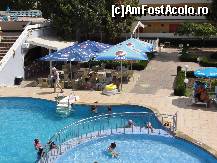 [P05] Barul de la piscina » foto by calim
 - 
<span class="allrVoted glyphicon glyphicon-heart hidden" id="av375616"></span>
<a class="m-l-10 hidden" id="sv375616" onclick="voting_Foto_DelVot(,375616,1763)" role="button">șterge vot <span class="glyphicon glyphicon-remove"></span></a>
<a id="v9375616" class=" c-red"  onclick="voting_Foto_SetVot(375616)" role="button"><span class="glyphicon glyphicon-heart-empty"></span> <b>LIKE</b> = Votează poza</a> <img class="hidden"  id="f375616W9" src="/imagini/loader.gif" border="0" /><span class="AjErrMes hidden" id="e375616ErM"></span>