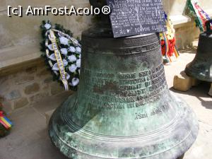 [P22] Clopotul cel mare, buga, daruit de domnitorul Stefan cel Mare in 1484 » foto by liviu49
 - 
<span class="allrVoted glyphicon glyphicon-heart hidden" id="av1044212"></span>
<a class="m-l-10 hidden" id="sv1044212" onclick="voting_Foto_DelVot(,1044212,1781)" role="button">șterge vot <span class="glyphicon glyphicon-remove"></span></a>
<a id="v91044212" class=" c-red"  onclick="voting_Foto_SetVot(1044212)" role="button"><span class="glyphicon glyphicon-heart-empty"></span> <b>LIKE</b> = Votează poza</a> <img class="hidden"  id="f1044212W9" src="/imagini/loader.gif" border="0" /><span class="AjErrMes hidden" id="e1044212ErM"></span>