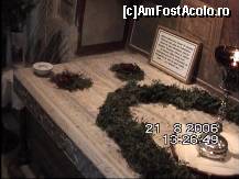[P16] Mormantul lui Stefan cel Mare si Sfant ! » foto by mirelutza
 - 
<span class="allrVoted glyphicon glyphicon-heart hidden" id="av151485"></span>
<a class="m-l-10 hidden" id="sv151485" onclick="voting_Foto_DelVot(,151485,1781)" role="button">șterge vot <span class="glyphicon glyphicon-remove"></span></a>
<a id="v9151485" class=" c-red"  onclick="voting_Foto_SetVot(151485)" role="button"><span class="glyphicon glyphicon-heart-empty"></span> <b>LIKE</b> = Votează poza</a> <img class="hidden"  id="f151485W9" src="/imagini/loader.gif" border="0" /><span class="AjErrMes hidden" id="e151485ErM"></span>