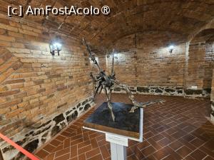 [P21] Expozitia de sculptura » foto by DOINITA
 - 
<span class="allrVoted glyphicon glyphicon-heart hidden" id="av1404771"></span>
<a class="m-l-10 hidden" id="sv1404771" onclick="voting_Foto_DelVot(,1404771,1782)" role="button">șterge vot <span class="glyphicon glyphicon-remove"></span></a>
<a id="v91404771" class=" c-red"  onclick="voting_Foto_SetVot(1404771)" role="button"><span class="glyphicon glyphicon-heart-empty"></span> <b>LIKE</b> = Votează poza</a> <img class="hidden"  id="f1404771W9" src="/imagini/loader.gif" border="0" /><span class="AjErrMes hidden" id="e1404771ErM"></span>
