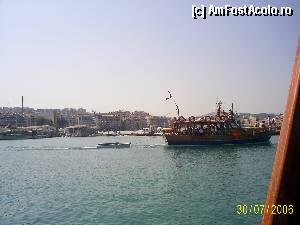 [P09] plimbare extra cu vaporasul » foto by shaq
 - 
<span class="allrVoted glyphicon glyphicon-heart hidden" id="av344075"></span>
<a class="m-l-10 hidden" id="sv344075" onclick="voting_Foto_DelVot(,344075,1788)" role="button">șterge vot <span class="glyphicon glyphicon-remove"></span></a>
<a id="v9344075" class=" c-red"  onclick="voting_Foto_SetVot(344075)" role="button"><span class="glyphicon glyphicon-heart-empty"></span> <b>LIKE</b> = Votează poza</a> <img class="hidden"  id="f344075W9" src="/imagini/loader.gif" border="0" /><span class="AjErrMes hidden" id="e344075ErM"></span>