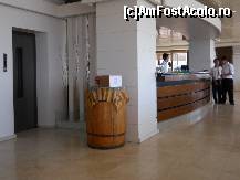 [P23] Barul din restaurant si tip's box-ul. » foto by bonapart3
 - 
<span class="allrVoted glyphicon glyphicon-heart hidden" id="av333304"></span>
<a class="m-l-10 hidden" id="sv333304" onclick="voting_Foto_DelVot(,333304,1788)" role="button">șterge vot <span class="glyphicon glyphicon-remove"></span></a>
<a id="v9333304" class=" c-red"  onclick="voting_Foto_SetVot(333304)" role="button"><span class="glyphicon glyphicon-heart-empty"></span> <b>LIKE</b> = Votează poza</a> <img class="hidden"  id="f333304W9" src="/imagini/loader.gif" border="0" /><span class="AjErrMes hidden" id="e333304ErM"></span>