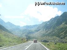 [P01] drumul printre munti,urcam pe tranfagarasan » foto by lacramioara r
 - 
<span class="allrVoted glyphicon glyphicon-heart hidden" id="av194479"></span>
<a class="m-l-10 hidden" id="sv194479" onclick="voting_Foto_DelVot(,194479,1790)" role="button">șterge vot <span class="glyphicon glyphicon-remove"></span></a>
<a id="v9194479" class=" c-red"  onclick="voting_Foto_SetVot(194479)" role="button"><span class="glyphicon glyphicon-heart-empty"></span> <b>LIKE</b> = Votează poza</a> <img class="hidden"  id="f194479W9" src="/imagini/loader.gif" border="0" /><span class="AjErrMes hidden" id="e194479ErM"></span>
