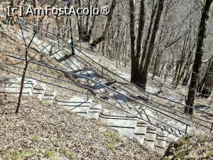 [P29] Cetatea Poenari, coborâm... » foto by mprofeanu
 - 
<span class="allrVoted glyphicon glyphicon-heart hidden" id="av1521310"></span>
<a class="m-l-10 hidden" id="sv1521310" onclick="voting_Foto_DelVot(,1521310,1790)" role="button">șterge vot <span class="glyphicon glyphicon-remove"></span></a>
<a id="v91521310" class=" c-red"  onclick="voting_Foto_SetVot(1521310)" role="button"><span class="glyphicon glyphicon-heart-empty"></span> <b>LIKE</b> = Votează poza</a> <img class="hidden"  id="f1521310W9" src="/imagini/loader.gif" border="0" /><span class="AjErrMes hidden" id="e1521310ErM"></span>