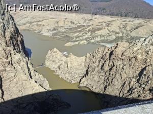[P43] Barajul Vidraru, apa secată foarte mult,... se vede și vechea albie a apei ca o trecătoare... » foto by mprofeanu
 - 
<span class="allrVoted glyphicon glyphicon-heart hidden" id="av1521324"></span>
<a class="m-l-10 hidden" id="sv1521324" onclick="voting_Foto_DelVot(,1521324,1790)" role="button">șterge vot <span class="glyphicon glyphicon-remove"></span></a>
<a id="v91521324" class=" c-red"  onclick="voting_Foto_SetVot(1521324)" role="button"><span class="glyphicon glyphicon-heart-empty"></span> <b>LIKE</b> = Votează poza</a> <img class="hidden"  id="f1521324W9" src="/imagini/loader.gif" border="0" /><span class="AjErrMes hidden" id="e1521324ErM"></span>