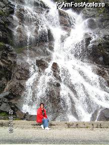 [P13] Cascada ce se pravaleste de sus, de pe munte si..eu la 'picioarele' ei » foto by ileanaxperta*
 - 
<span class="allrVoted glyphicon glyphicon-heart hidden" id="av26933"></span>
<a class="m-l-10 hidden" id="sv26933" onclick="voting_Foto_DelVot(,26933,1790)" role="button">șterge vot <span class="glyphicon glyphicon-remove"></span></a>
<a id="v926933" class=" c-red"  onclick="voting_Foto_SetVot(26933)" role="button"><span class="glyphicon glyphicon-heart-empty"></span> <b>LIKE</b> = Votează poza</a> <img class="hidden"  id="f26933W9" src="/imagini/loader.gif" border="0" /><span class="AjErrMes hidden" id="e26933ErM"></span>