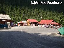 [P01] Bazarul de suveniruri din zona Hotelului Cascada Bâlea » foto by mariana.olaru
 - 
<span class="allrVoted glyphicon glyphicon-heart hidden" id="av232739"></span>
<a class="m-l-10 hidden" id="sv232739" onclick="voting_Foto_DelVot(,232739,1790)" role="button">șterge vot <span class="glyphicon glyphicon-remove"></span></a>
<a id="v9232739" class=" c-red"  onclick="voting_Foto_SetVot(232739)" role="button"><span class="glyphicon glyphicon-heart-empty"></span> <b>LIKE</b> = Votează poza</a> <img class="hidden"  id="f232739W9" src="/imagini/loader.gif" border="0" /><span class="AjErrMes hidden" id="e232739ErM"></span>