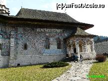 [P06] Intrarea in biserica manastiri » foto by dannek
 - 
<span class="allrVoted glyphicon glyphicon-heart hidden" id="av166931"></span>
<a class="m-l-10 hidden" id="sv166931" onclick="voting_Foto_DelVot(,166931,1792)" role="button">șterge vot <span class="glyphicon glyphicon-remove"></span></a>
<a id="v9166931" class=" c-red"  onclick="voting_Foto_SetVot(166931)" role="button"><span class="glyphicon glyphicon-heart-empty"></span> <b>LIKE</b> = Votează poza</a> <img class="hidden"  id="f166931W9" src="/imagini/loader.gif" border="0" /><span class="AjErrMes hidden" id="e166931ErM"></span>