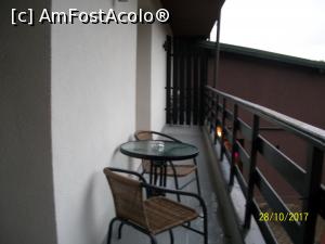 [P07] Balconul: ambele camere aveau iesire la balcon » foto by cristina47*
 - 
<span class="allrVoted glyphicon glyphicon-heart hidden" id="av916835"></span>
<a class="m-l-10 hidden" id="sv916835" onclick="voting_Foto_DelVot(,916835,1879)" role="button">șterge vot <span class="glyphicon glyphicon-remove"></span></a>
<a id="v9916835" class=" c-red"  onclick="voting_Foto_SetVot(916835)" role="button"><span class="glyphicon glyphicon-heart-empty"></span> <b>LIKE</b> = Votează poza</a> <img class="hidden"  id="f916835W9" src="/imagini/loader.gif" border="0" /><span class="AjErrMes hidden" id="e916835ErM"></span>