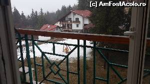 [P07] Hotel Belvedere, Predeal - camera nr. 322 - vedere din balcon » foto by nicole33
 - 
<span class="allrVoted glyphicon glyphicon-heart hidden" id="av607602"></span>
<a class="m-l-10 hidden" id="sv607602" onclick="voting_Foto_DelVot(,607602,1883)" role="button">șterge vot <span class="glyphicon glyphicon-remove"></span></a>
<a id="v9607602" class=" c-red"  onclick="voting_Foto_SetVot(607602)" role="button"><span class="glyphicon glyphicon-heart-empty"></span> <b>LIKE</b> = Votează poza</a> <img class="hidden"  id="f607602W9" src="/imagini/loader.gif" border="0" /><span class="AjErrMes hidden" id="e607602ErM"></span>
