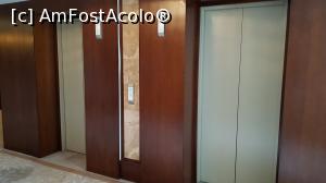 [P24] Hotelul Internațional are două lifturi rapide și silențioase.  » foto by Floryn81
 - 
<span class="allrVoted glyphicon glyphicon-heart hidden" id="av1026778"></span>
<a class="m-l-10 hidden" id="sv1026778" onclick="voting_Foto_DelVot(,1026778,1916)" role="button">șterge vot <span class="glyphicon glyphicon-remove"></span></a>
<a id="v91026778" class=" c-red"  onclick="voting_Foto_SetVot(1026778)" role="button"><span class="glyphicon glyphicon-heart-empty"></span> <b>LIKE</b> = Votează poza</a> <img class="hidden"  id="f1026778W9" src="/imagini/loader.gif" border="0" /><span class="AjErrMes hidden" id="e1026778ErM"></span>