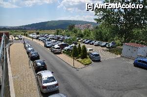 [P16] Existau doua zone de parcare amenajata; ce se vede in stanga este una din ele. Din pacate acestea erau mereu pline » foto by Catzus
 - 
<span class="allrVoted glyphicon glyphicon-heart hidden" id="av444987"></span>
<a class="m-l-10 hidden" id="sv444987" onclick="voting_Foto_DelVot(,444987,1924)" role="button">șterge vot <span class="glyphicon glyphicon-remove"></span></a>
<a id="v9444987" class=" c-red"  onclick="voting_Foto_SetVot(444987)" role="button"><span class="glyphicon glyphicon-heart-empty"></span> <b>LIKE</b> = Votează poza</a> <img class="hidden"  id="f444987W9" src="/imagini/loader.gif" border="0" /><span class="AjErrMes hidden" id="e444987ErM"></span>