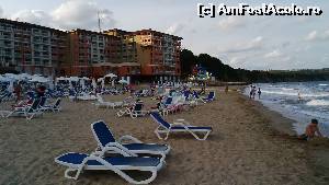[P03] Plaja hotelului. In fundal, Aqua Parkul cu intrare libera.  » foto by bogdanmate
 - 
<span class="allrVoted glyphicon glyphicon-heart hidden" id="av667715"></span>
<a class="m-l-10 hidden" id="sv667715" onclick="voting_Foto_DelVot(,667715,1924)" role="button">șterge vot <span class="glyphicon glyphicon-remove"></span></a>
<a id="v9667715" class=" c-red"  onclick="voting_Foto_SetVot(667715)" role="button"><span class="glyphicon glyphicon-heart-empty"></span> <b>LIKE</b> = Votează poza</a> <img class="hidden"  id="f667715W9" src="/imagini/loader.gif" border="0" /><span class="AjErrMes hidden" id="e667715ErM"></span>