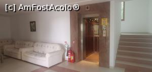 [P16] Liftul de care noi nu am avut nevoie. » foto by Aurici
 - 
<span class="allrVoted glyphicon glyphicon-heart hidden" id="av1276182"></span>
<a class="m-l-10 hidden" id="sv1276182" onclick="voting_Foto_DelVot(,1276182,1929)" role="button">șterge vot <span class="glyphicon glyphicon-remove"></span></a>
<a id="v91276182" class=" c-red"  onclick="voting_Foto_SetVot(1276182)" role="button"><span class="glyphicon glyphicon-heart-empty"></span> <b>LIKE</b> = Votează poza</a> <img class="hidden"  id="f1276182W9" src="/imagini/loader.gif" border="0" /><span class="AjErrMes hidden" id="e1276182ErM"></span>