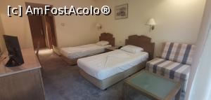 [P19] Camerp mare, mobilă și mochetă uzate. » foto by Aurici
 - 
<span class="allrVoted glyphicon glyphicon-heart hidden" id="av1276185"></span>
<a class="m-l-10 hidden" id="sv1276185" onclick="voting_Foto_DelVot(,1276185,1929)" role="button">șterge vot <span class="glyphicon glyphicon-remove"></span></a>
<a id="v91276185" class=" c-red"  onclick="voting_Foto_SetVot(1276185)" role="button"><span class="glyphicon glyphicon-heart-empty"></span> <b>LIKE</b> = Votează poza</a> <img class="hidden"  id="f1276185W9" src="/imagini/loader.gif" border="0" /><span class="AjErrMes hidden" id="e1276185ErM"></span>