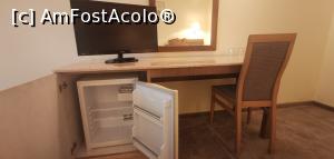 [P20] Minifrigiderul așa a rămas tot sejurul. » foto by Aurici
 - 
<span class="allrVoted glyphicon glyphicon-heart hidden" id="av1276186"></span>
<a class="m-l-10 hidden" id="sv1276186" onclick="voting_Foto_DelVot(,1276186,1929)" role="button">șterge vot <span class="glyphicon glyphicon-remove"></span></a>
<a id="v91276186" class=" c-red"  onclick="voting_Foto_SetVot(1276186)" role="button"><span class="glyphicon glyphicon-heart-empty"></span> <b>LIKE</b> = Votează poza</a> <img class="hidden"  id="f1276186W9" src="/imagini/loader.gif" border="0" /><span class="AjErrMes hidden" id="e1276186ErM"></span>