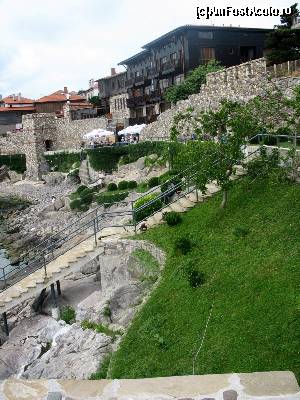 [P01] Sozopol, ruinele unei cetati la malul marii » foto by amanddor
 - 
<span class="allrVoted glyphicon glyphicon-heart hidden" id="av591248"></span>
<a class="m-l-10 hidden" id="sv591248" onclick="voting_Foto_DelVot(,591248,1929)" role="button">șterge vot <span class="glyphicon glyphicon-remove"></span></a>
<a id="v9591248" class=" c-red"  onclick="voting_Foto_SetVot(591248)" role="button"><span class="glyphicon glyphicon-heart-empty"></span> <b>LIKE</b> = Votează poza</a> <img class="hidden"  id="f591248W9" src="/imagini/loader.gif" border="0" /><span class="AjErrMes hidden" id="e591248ErM"></span>