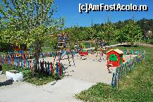 [P04] Duni Royal Resort - Loc de joaca pentru copii langa Belville » foto by deliutza27
 - 
<span class="allrVoted glyphicon glyphicon-heart hidden" id="av70900"></span>
<a class="m-l-10 hidden" id="sv70900" onclick="voting_Foto_DelVot(,70900,1929)" role="button">șterge vot <span class="glyphicon glyphicon-remove"></span></a>
<a id="v970900" class=" c-red"  onclick="voting_Foto_SetVot(70900)" role="button"><span class="glyphicon glyphicon-heart-empty"></span> <b>LIKE</b> = Votează poza</a> <img class="hidden"  id="f70900W9" src="/imagini/loader.gif" border="0" /><span class="AjErrMes hidden" id="e70900ErM"></span>