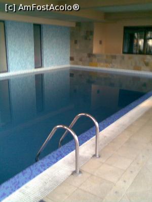 [P34] Piscina interioară » foto by puiutea
 - 
<span class="allrVoted glyphicon glyphicon-heart hidden" id="av785160"></span>
<a class="m-l-10 hidden" id="sv785160" onclick="voting_Foto_DelVot(,785160,1943)" role="button">șterge vot <span class="glyphicon glyphicon-remove"></span></a>
<a id="v9785160" class=" c-red"  onclick="voting_Foto_SetVot(785160)" role="button"><span class="glyphicon glyphicon-heart-empty"></span> <b>LIKE</b> = Votează poza</a> <img class="hidden"  id="f785160W9" src="/imagini/loader.gif" border="0" /><span class="AjErrMes hidden" id="e785160ErM"></span>