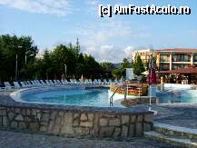 [P02] seara, la ora 6 se inchide piscina pentru igienizare. Chiar se face! » foto by georgetoader
 - 
<span class="allrVoted glyphicon glyphicon-heart hidden" id="av88791"></span>
<a class="m-l-10 hidden" id="sv88791" onclick="voting_Foto_DelVot(,88791,1998)" role="button">șterge vot <span class="glyphicon glyphicon-remove"></span></a>
<a id="v988791" class=" c-red"  onclick="voting_Foto_SetVot(88791)" role="button"><span class="glyphicon glyphicon-heart-empty"></span> <b>LIKE</b> = Votează poza</a> <img class="hidden"  id="f88791W9" src="/imagini/loader.gif" border="0" /><span class="AjErrMes hidden" id="e88791ErM"></span>