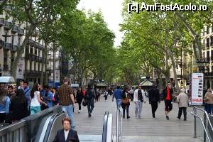 [P12] Barcelona - de aici începe La Rambla » foto by makuy*
 - 
<span class="allrVoted glyphicon glyphicon-heart hidden" id="av508927"></span>
<a class="m-l-10 hidden" id="sv508927" onclick="voting_Foto_DelVot(,508927,1999)" role="button">șterge vot <span class="glyphicon glyphicon-remove"></span></a>
<a id="v9508927" class=" c-red"  onclick="voting_Foto_SetVot(508927)" role="button"><span class="glyphicon glyphicon-heart-empty"></span> <b>LIKE</b> = Votează poza</a> <img class="hidden"  id="f508927W9" src="/imagini/loader.gif" border="0" /><span class="AjErrMes hidden" id="e508927ErM"></span>