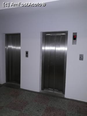[P18] la lift-uri » foto by adrianbogdan
 - 
<span class="allrVoted glyphicon glyphicon-heart hidden" id="av1139761"></span>
<a class="m-l-10 hidden" id="sv1139761" onclick="voting_Foto_DelVot(,1139761,2004)" role="button">șterge vot <span class="glyphicon glyphicon-remove"></span></a>
<a id="v91139761" class=" c-red"  onclick="voting_Foto_SetVot(1139761)" role="button"><span class="glyphicon glyphicon-heart-empty"></span> <b>LIKE</b> = Votează poza</a> <img class="hidden"  id="f1139761W9" src="/imagini/loader.gif" border="0" /><span class="AjErrMes hidden" id="e1139761ErM"></span>
