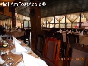 [P12] restaurantul hotelului Dobru » foto by zlatna
 - 
<span class="allrVoted glyphicon glyphicon-heart hidden" id="av841521"></span>
<a class="m-l-10 hidden" id="sv841521" onclick="voting_Foto_DelVot(,841521,2010)" role="button">șterge vot <span class="glyphicon glyphicon-remove"></span></a>
<a id="v9841521" class=" c-red"  onclick="voting_Foto_SetVot(841521)" role="button"><span class="glyphicon glyphicon-heart-empty"></span> <b>LIKE</b> = Votează poza</a> <img class="hidden"  id="f841521W9" src="/imagini/loader.gif" border="0" /><span class="AjErrMes hidden" id="e841521ErM"></span>