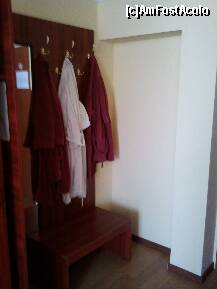 [P05] Hotel Perla 1 Mai - Camera tripla. » foto by creivean
 - 
<span class="allrVoted glyphicon glyphicon-heart hidden" id="av289115"></span>
<a class="m-l-10 hidden" id="sv289115" onclick="voting_Foto_DelVot(,289115,2014)" role="button">șterge vot <span class="glyphicon glyphicon-remove"></span></a>
<a id="v9289115" class=" c-red"  onclick="voting_Foto_SetVot(289115)" role="button"><span class="glyphicon glyphicon-heart-empty"></span> <b>LIKE</b> = Votează poza</a> <img class="hidden"  id="f289115W9" src="/imagini/loader.gif" border="0" /><span class="AjErrMes hidden" id="e289115ErM"></span>