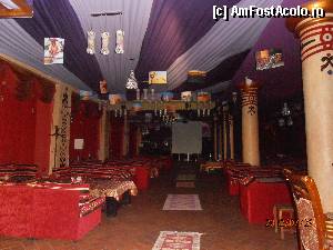 [P37] Phoenicia Grand Hotel-cafenea arabeasca » foto by sunflower
 - 
<span class="allrVoted glyphicon glyphicon-heart hidden" id="av380039"></span>
<a class="m-l-10 hidden" id="sv380039" onclick="voting_Foto_DelVot(,380039,2109)" role="button">șterge vot <span class="glyphicon glyphicon-remove"></span></a>
<a id="v9380039" class=" c-red"  onclick="voting_Foto_SetVot(380039)" role="button"><span class="glyphicon glyphicon-heart-empty"></span> <b>LIKE</b> = Votează poza</a> <img class="hidden"  id="f380039W9" src="/imagini/loader.gif" border="0" /><span class="AjErrMes hidden" id="e380039ErM"></span>