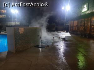 [P10] Jacuzzi exterior cu apa foarte caldă » foto by roxxie
 - 
<span class="allrVoted glyphicon glyphicon-heart hidden" id="av1514392"></span>
<a class="m-l-10 hidden" id="sv1514392" onclick="voting_Foto_DelVot(,1514392,2111)" role="button">șterge vot <span class="glyphicon glyphicon-remove"></span></a>
<a id="v91514392" class=" c-red"  onclick="voting_Foto_SetVot(1514392)" role="button"><span class="glyphicon glyphicon-heart-empty"></span> <b>LIKE</b> = Votează poza</a> <img class="hidden"  id="f1514392W9" src="/imagini/loader.gif" border="0" /><span class="AjErrMes hidden" id="e1514392ErM"></span>