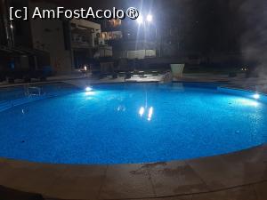 [P11] Piscina exterioara » foto by roxxie
 - 
<span class="allrVoted glyphicon glyphicon-heart hidden" id="av1514393"></span>
<a class="m-l-10 hidden" id="sv1514393" onclick="voting_Foto_DelVot(,1514393,2111)" role="button">șterge vot <span class="glyphicon glyphicon-remove"></span></a>
<a id="v91514393" class=" c-red"  onclick="voting_Foto_SetVot(1514393)" role="button"><span class="glyphicon glyphicon-heart-empty"></span> <b>LIKE</b> = Votează poza</a> <img class="hidden"  id="f1514393W9" src="/imagini/loader.gif" border="0" /><span class="AjErrMes hidden" id="e1514393ErM"></span>