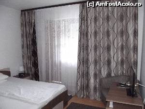 [P04] Hotel Sara's Sons - camera in care am fost cazati » foto by ascent
 - 
<span class="allrVoted glyphicon glyphicon-heart hidden" id="av550630"></span>
<a class="m-l-10 hidden" id="sv550630" onclick="voting_Foto_DelVot(,550630,2179)" role="button">șterge vot <span class="glyphicon glyphicon-remove"></span></a>
<a id="v9550630" class=" c-red"  onclick="voting_Foto_SetVot(550630)" role="button"><span class="glyphicon glyphicon-heart-empty"></span> <b>LIKE</b> = Votează poza</a> <img class="hidden"  id="f550630W9" src="/imagini/loader.gif" border="0" /><span class="AjErrMes hidden" id="e550630ErM"></span>