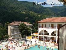 [P01] Hotel/pensiune Sara's Sons - vedere din balconul camerei in care am fost cazati » foto by ascent
 - 
<span class="allrVoted glyphicon glyphicon-heart hidden" id="av89232"></span>
<a class="m-l-10 hidden" id="sv89232" onclick="voting_Foto_DelVot(,89232,2179)" role="button">șterge vot <span class="glyphicon glyphicon-remove"></span></a>
<a id="v989232" class=" c-red"  onclick="voting_Foto_SetVot(89232)" role="button"><span class="glyphicon glyphicon-heart-empty"></span> <b>LIKE</b> = Votează poza</a> <img class="hidden"  id="f89232W9" src="/imagini/loader.gif" border="0" /><span class="AjErrMes hidden" id="e89232ErM"></span>