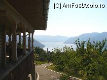 [P07] Vedere spre Dunare din Manastirea Sf. Ana, Orsova » foto by ascent
 - 
<span class="allrVoted glyphicon glyphicon-heart hidden" id="av89238"></span>
<a class="m-l-10 hidden" id="sv89238" onclick="voting_Foto_DelVot(,89238,2179)" role="button">șterge vot <span class="glyphicon glyphicon-remove"></span></a>
<a id="v989238" class=" c-red"  onclick="voting_Foto_SetVot(89238)" role="button"><span class="glyphicon glyphicon-heart-empty"></span> <b>LIKE</b> = Votează poza</a> <img class="hidden"  id="f89238W9" src="/imagini/loader.gif" border="0" /><span class="AjErrMes hidden" id="e89238ErM"></span>