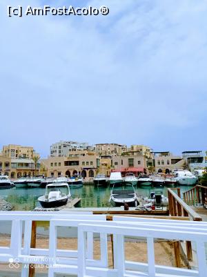 [P18] El Gouna, orașul și portul. » foto by Rodel
 - 
<span class="allrVoted glyphicon glyphicon-heart hidden" id="av1301594"></span>
<a class="m-l-10 hidden" id="sv1301594" onclick="voting_Foto_DelVot(,1301594,2250)" role="button">șterge vot <span class="glyphicon glyphicon-remove"></span></a>
<a id="v91301594" class=" c-red"  onclick="voting_Foto_SetVot(1301594)" role="button"><span class="glyphicon glyphicon-heart-empty"></span> <b>LIKE</b> = Votează poza</a> <img class="hidden"  id="f1301594W9" src="/imagini/loader.gif" border="0" /><span class="AjErrMes hidden" id="e1301594ErM"></span>