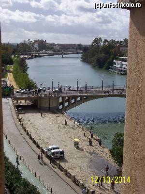 [P01] Guadalquivirul vazut din Torre del Oro. Bun venit in Sevilla!  » foto by alinaro
 - 
<span class="allrVoted glyphicon glyphicon-heart hidden" id="av571838"></span>
<a class="m-l-10 hidden" id="sv571838" onclick="voting_Foto_DelVot(,571838,2251)" role="button">șterge vot <span class="glyphicon glyphicon-remove"></span></a>
<a id="v9571838" class=" c-red"  onclick="voting_Foto_SetVot(571838)" role="button"><span class="glyphicon glyphicon-heart-empty"></span> <b>LIKE</b> = Votează poza</a> <img class="hidden"  id="f571838W9" src="/imagini/loader.gif" border="0" /><span class="AjErrMes hidden" id="e571838ErM"></span>