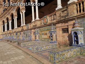 [P06] Piața Spaniei, Sevilia.  » foto by Aurici
 - 
<span class="allrVoted glyphicon glyphicon-heart hidden" id="av1093146"></span>
<a class="m-l-10 hidden" id="sv1093146" onclick="voting_Foto_DelVot(,1093146,2251)" role="button">șterge vot <span class="glyphicon glyphicon-remove"></span></a>
<a id="v91093146" class=" c-red"  onclick="voting_Foto_SetVot(1093146)" role="button"><span class="glyphicon glyphicon-heart-empty"></span> <b>LIKE</b> = Votează poza</a> <img class="hidden"  id="f1093146W9" src="/imagini/loader.gif" border="0" /><span class="AjErrMes hidden" id="e1093146ErM"></span>