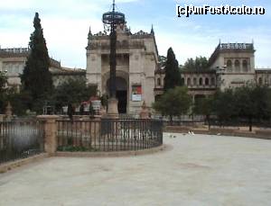 [P41] Plaza America din Parque Maria Luisa: Muzeul de Arheologie.  » foto by Carmen Ion
 - 
<span class="allrVoted glyphicon glyphicon-heart hidden" id="av608933"></span>
<a class="m-l-10 hidden" id="sv608933" onclick="voting_Foto_DelVot(,608933,2251)" role="button">șterge vot <span class="glyphicon glyphicon-remove"></span></a>
<a id="v9608933" class=" c-red"  onclick="voting_Foto_SetVot(608933)" role="button"><span class="glyphicon glyphicon-heart-empty"></span> <b>LIKE</b> = Votează poza</a> <img class="hidden"  id="f608933W9" src="/imagini/loader.gif" border="0" /><span class="AjErrMes hidden" id="e608933ErM"></span>