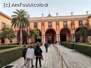 [P18] În curțile Palatului Alcazar » foto by Marius 72
 - 
<span class="allrVoted glyphicon glyphicon-heart hidden" id="av1282215"></span>
<a class="m-l-10 hidden" id="sv1282215" onclick="voting_Foto_DelVot(,1282215,2251)" role="button">șterge vot <span class="glyphicon glyphicon-remove"></span></a>
<a id="v91282215" class=" c-red"  onclick="voting_Foto_SetVot(1282215)" role="button"><span class="glyphicon glyphicon-heart-empty"></span> <b>LIKE</b> = Votează poza</a> <img class="hidden"  id="f1282215W9" src="/imagini/loader.gif" border="0" /><span class="AjErrMes hidden" id="e1282215ErM"></span>