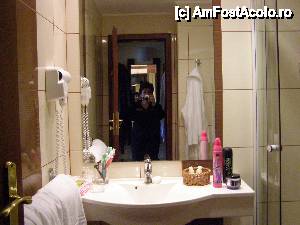 [P04] Baie Hotel Germisara » foto by Tzutzuricu40
 - 
<span class="allrVoted glyphicon glyphicon-heart hidden" id="av395918"></span>
<a class="m-l-10 hidden" id="sv395918" onclick="voting_Foto_DelVot(,395918,2284)" role="button">șterge vot <span class="glyphicon glyphicon-remove"></span></a>
<a id="v9395918" class=" c-red"  onclick="voting_Foto_SetVot(395918)" role="button"><span class="glyphicon glyphicon-heart-empty"></span> <b>LIKE</b> = Votează poza</a> <img class="hidden"  id="f395918W9" src="/imagini/loader.gif" border="0" /><span class="AjErrMes hidden" id="e395918ErM"></span>