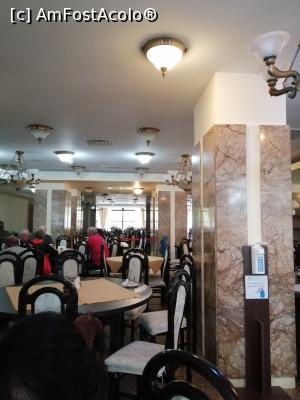[P02] Restaurantul hotelului. » foto by nelu73
 - 
<span class="allrVoted glyphicon glyphicon-heart hidden" id="av1330815"></span>
<a class="m-l-10 hidden" id="sv1330815" onclick="voting_Foto_DelVot(,1330815,2284)" role="button">șterge vot <span class="glyphicon glyphicon-remove"></span></a>
<a id="v91330815" class=" c-red"  onclick="voting_Foto_SetVot(1330815)" role="button"><span class="glyphicon glyphicon-heart-empty"></span> <b>LIKE</b> = Votează poza</a> <img class="hidden"  id="f1330815W9" src="/imagini/loader.gif" border="0" /><span class="AjErrMes hidden" id="e1330815ErM"></span>